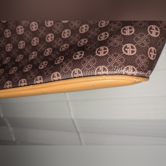 Giani Bernini Holiday Tote Purse Bears Sling GUC - Picture 11 of 16